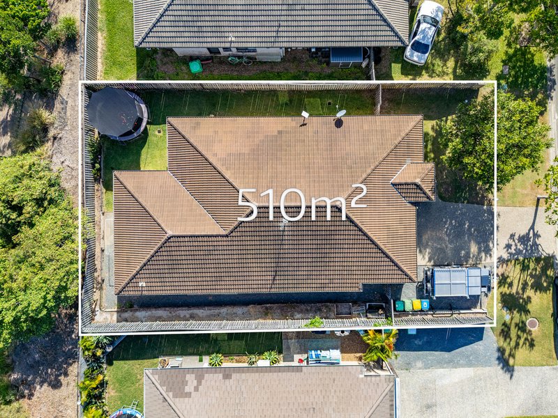 Photo - 15 Starkey Street, Pacific Pines QLD 4211 - Image 4