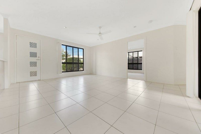 Photo - 15 Stasia Lane, South Gladstone QLD 4680 - Image 6