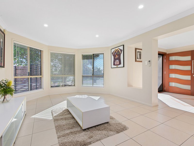 Photo - 15 Stiller Drive, Kuraby QLD 4112 - Image 3