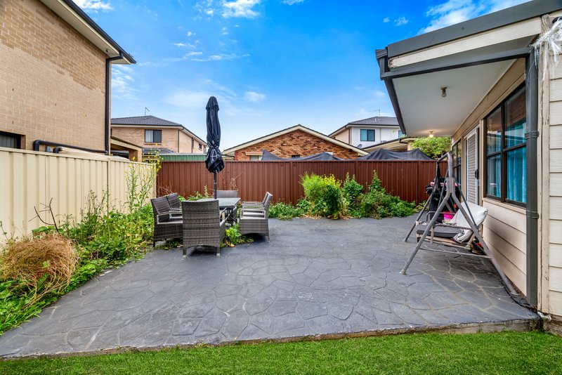 Photo - 15 Stockalls Place, Minto NSW 2566 - Image 12