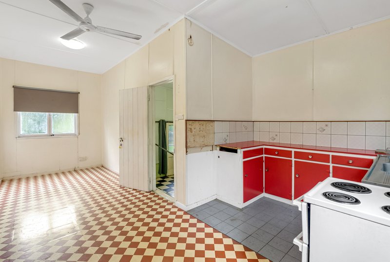 Photo - 15 Stokes Street, Edmonton QLD 4869 - Image 11