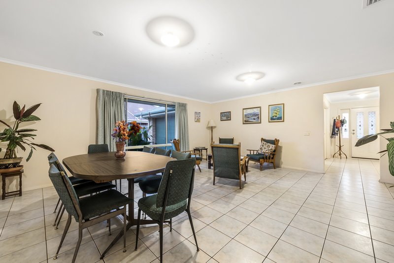 Photo - 15 Storey Drive, Pakenham VIC 3810 - Image 5