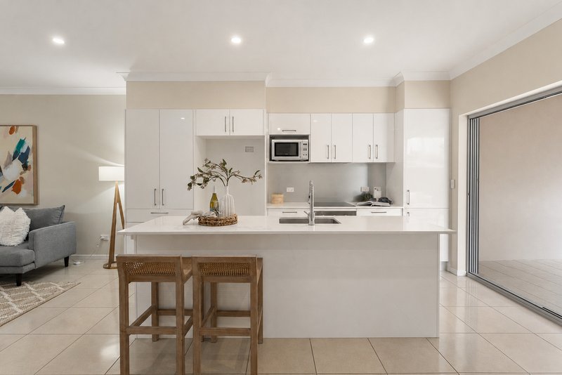 Photo - 15 Storkey Street, Windsor QLD 4030 - Image 3