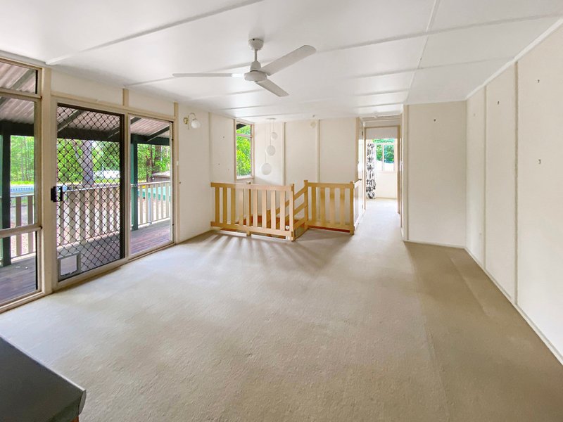 Photo - 15 Storrs Road, Peachester QLD 4519 - Image 6