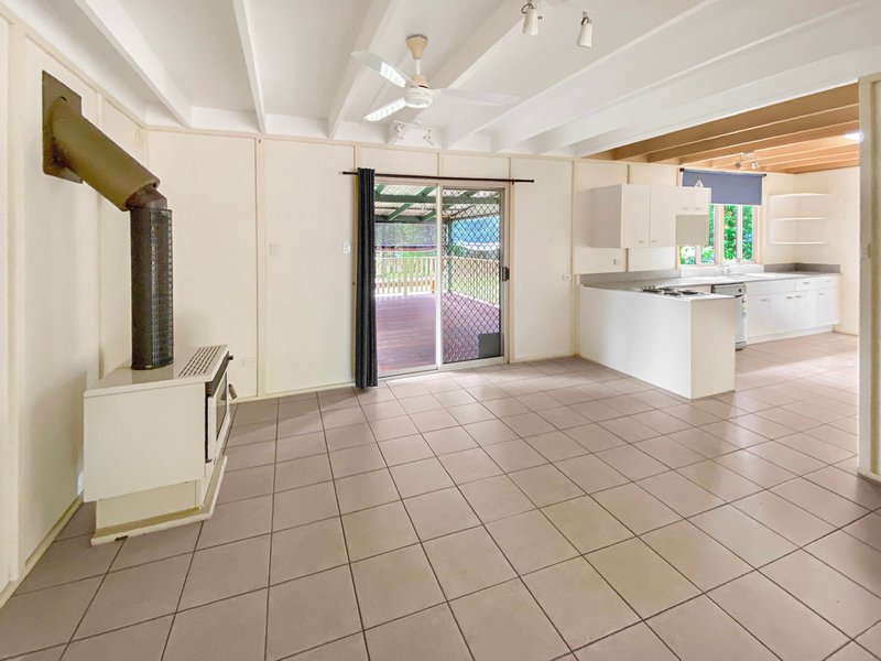 Photo - 15 Storrs Road, Peachester QLD 4519 - Image 10