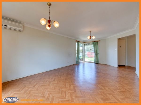 Photo - 15 Stradella Court, Burpengary QLD 4505 - Image 11