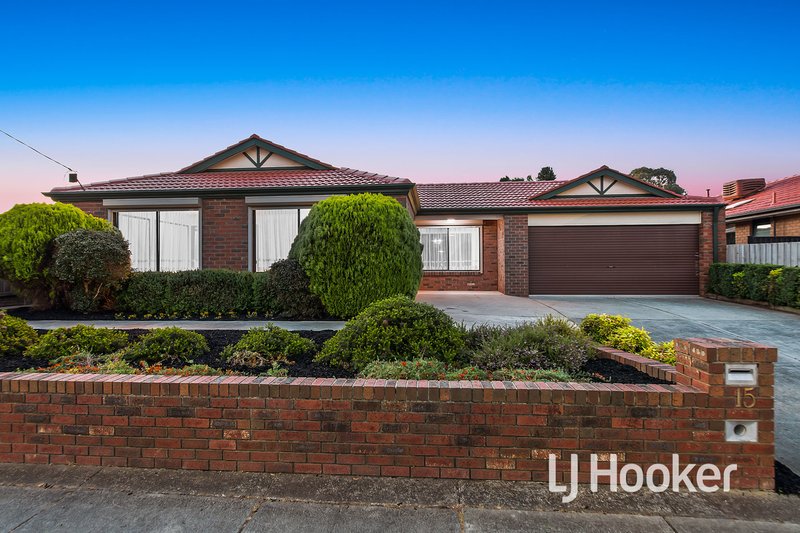 15 Stuart Avenue, Hampton Park VIC 3976