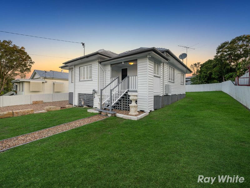 Photo - 15 Stuart Street, Eastern Heights QLD 4305 - Image 5