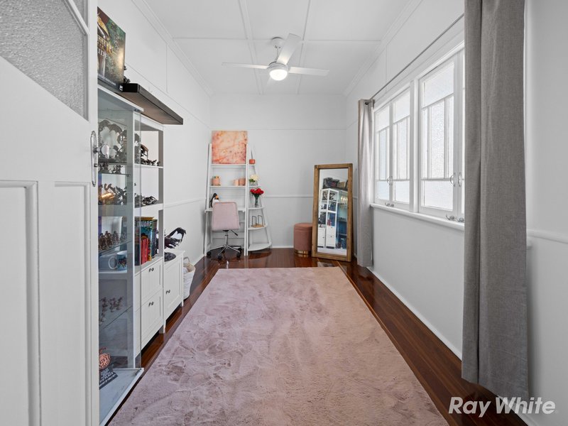 Photo - 15 Stuart Street, Eastern Heights QLD 4305 - Image 16