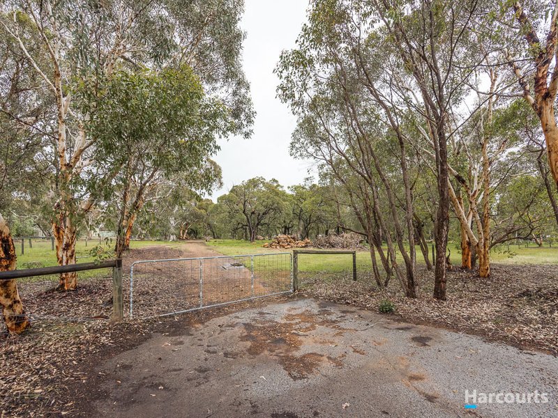 Photo - 15 Studmaster View, Bullsbrook WA 6084 - Image 2