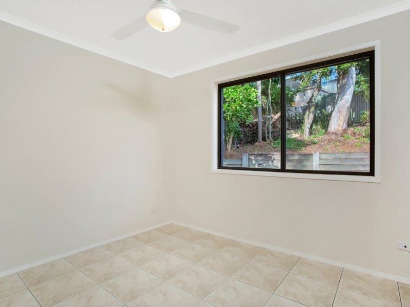 Photo - 15 Sue Court, Highland Park QLD 4211 - Image 13