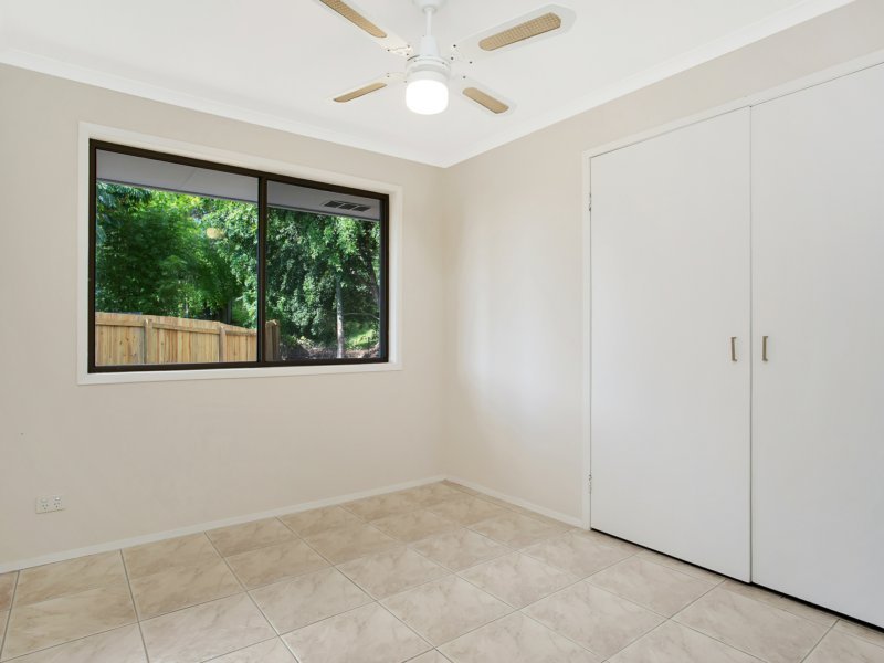 Photo - 15 Sue Court, Highland Park QLD 4211 - Image 14