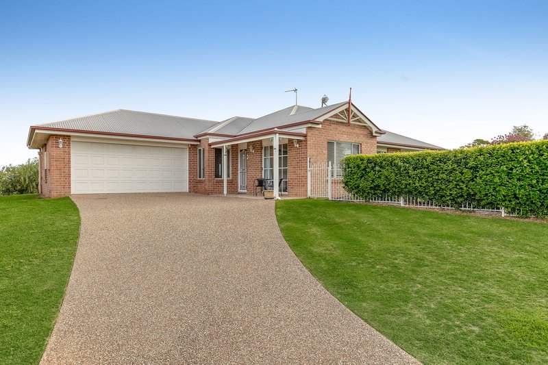 15 Sullivan Crescent, Pittsworth QLD 4356