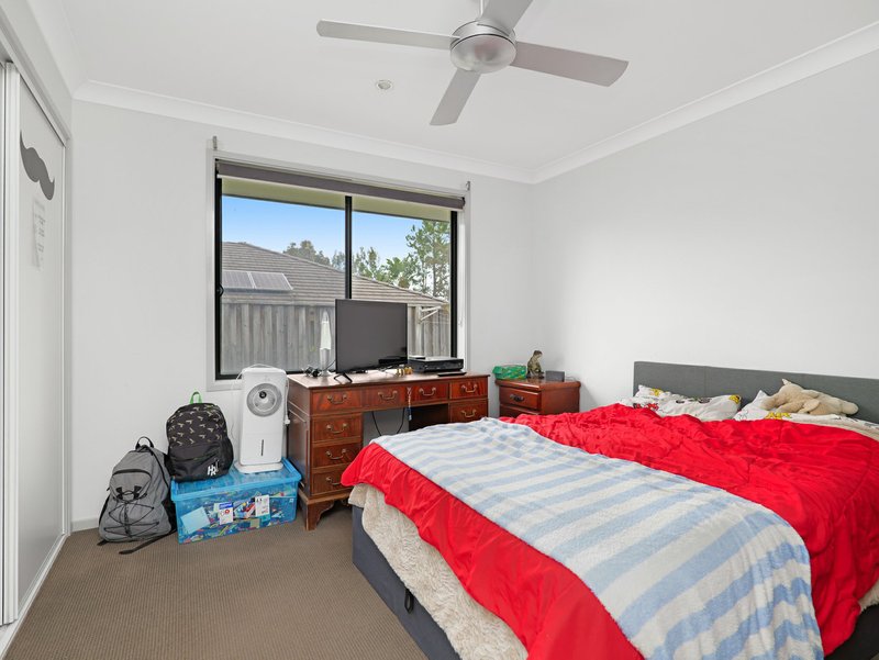 Photo - 15 Sunningdale Circuit, Medowie NSW 2318 - Image 14