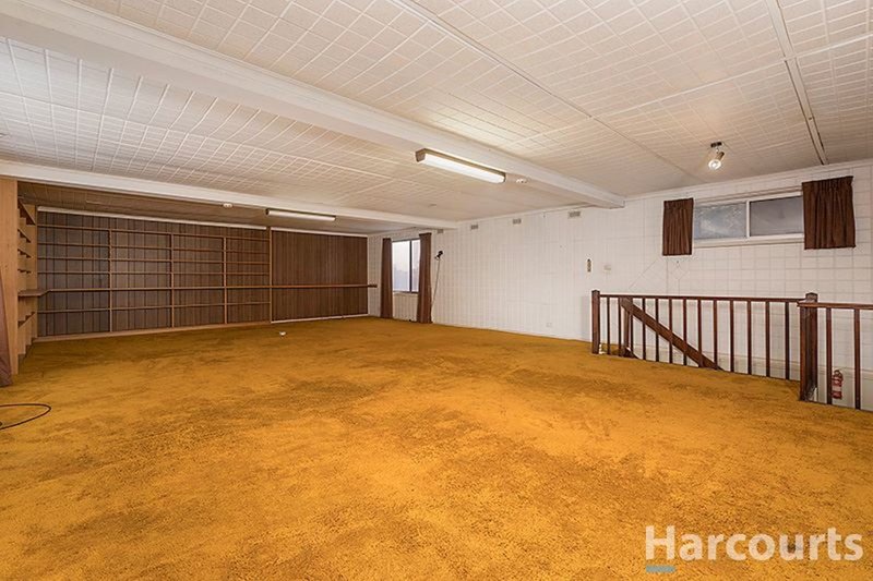 Photo - 15 Sunrise Drive, Mulgrave VIC 3170 - Image 5