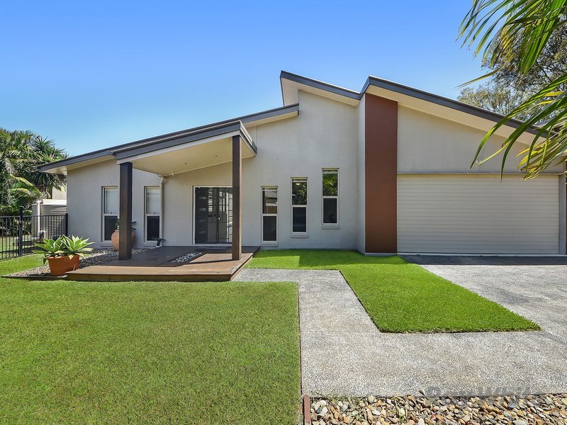 Photo - 15 Sunset Court, Murrumba Downs QLD 4503 - Image 2