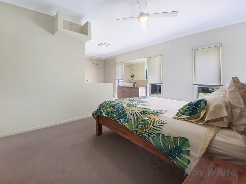 Photo - 15 Sunset Court, Murrumba Downs QLD 4503 - Image 20