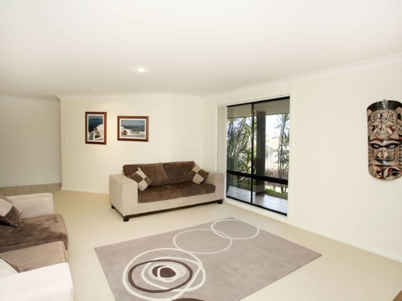 Photo - 15 Surfsound Avenue, Wallabi Point NSW 2430 - Image 5