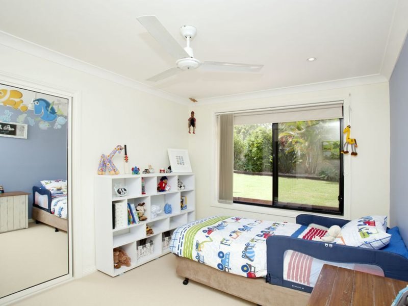 Photo - 15 Surfsound Avenue, Wallabi Point NSW 2430 - Image 12