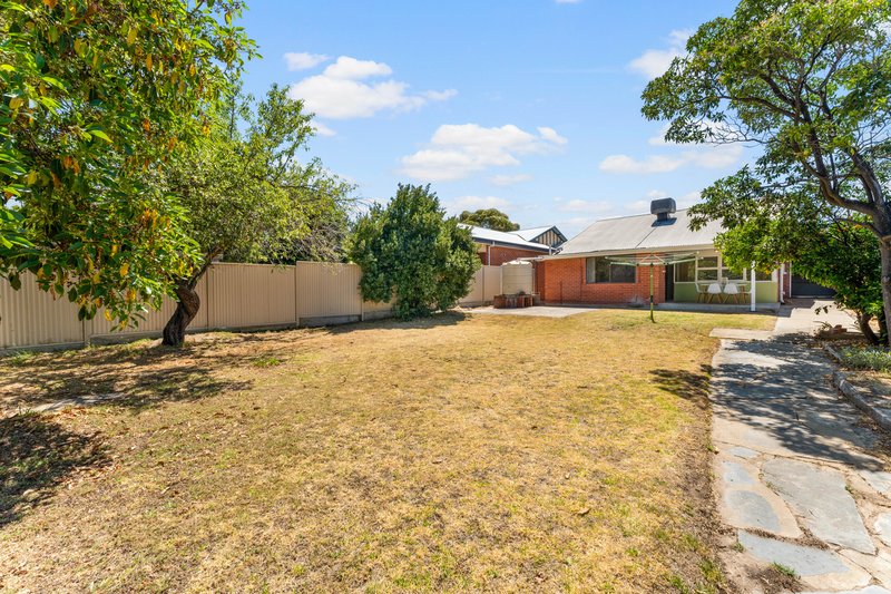 Photo - 15 Surrey Street, Grange SA 5022 - Image 16