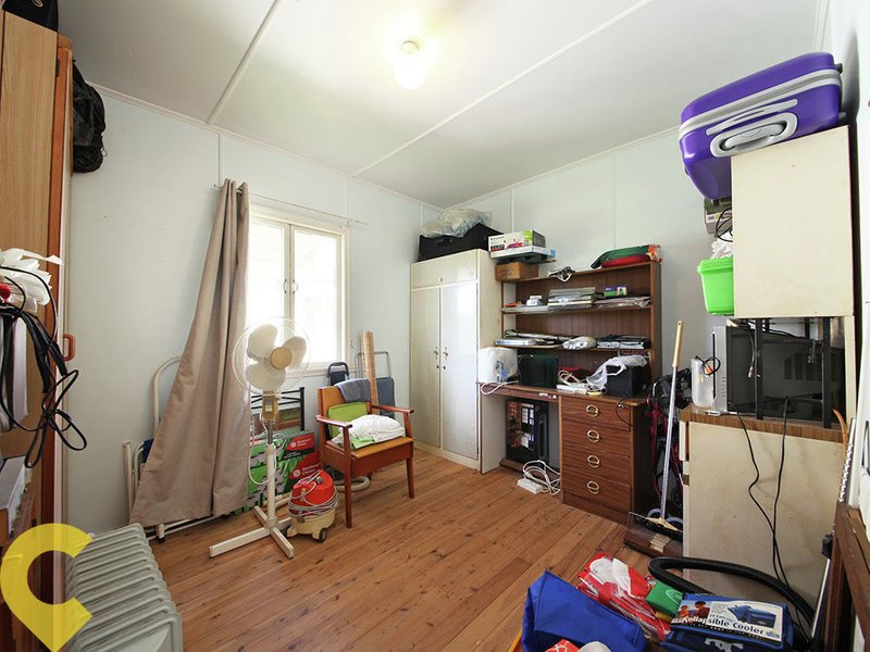 Photo - 15 Sutton Street, Redcliffe QLD 4020 - Image 5