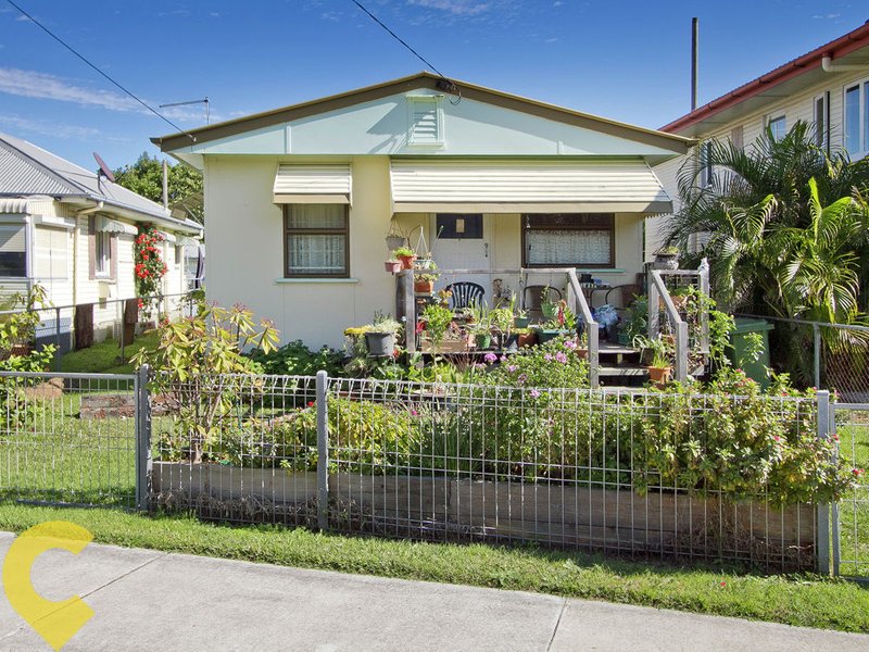 Photo - 15 Sutton Street, Redcliffe QLD 4020 - Image 10