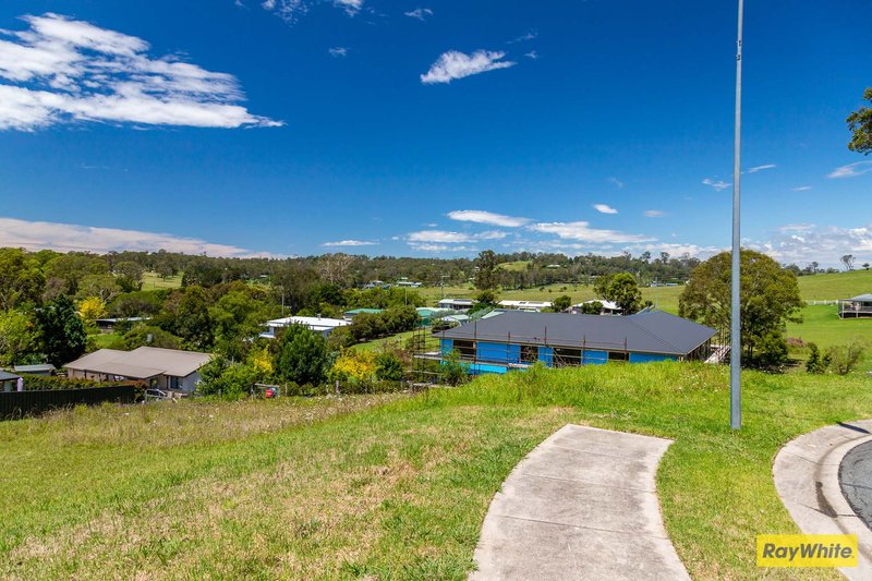 Photo - 15 Swan Ridge Place, Moruya NSW 2537 - Image 4