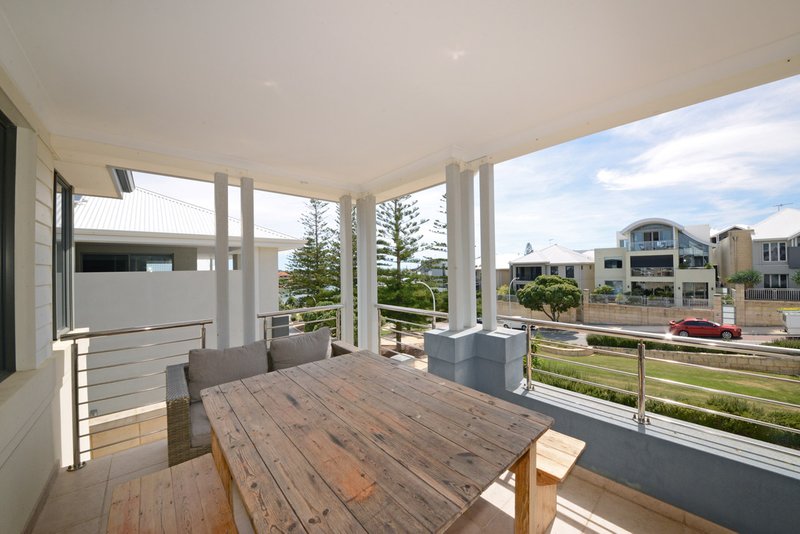 Photo - 15 Swansea Promenade, Mindarie WA 6030 - Image 22