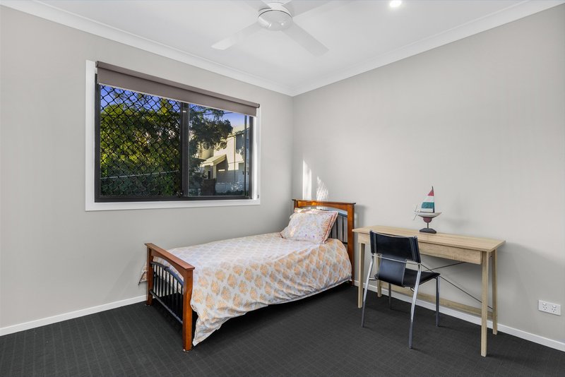 Photo - 15 Swansea Street, Annerley QLD 4103 - Image 12