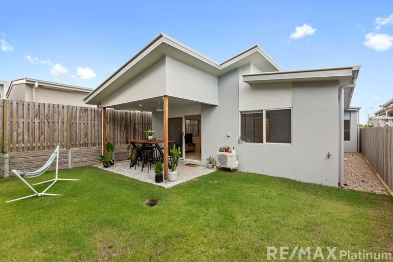 Photo - 15 Tadorna Street, Narangba QLD 4504 - Image 12