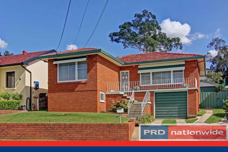 15 Taffs Avenue, Lugarno NSW 2210