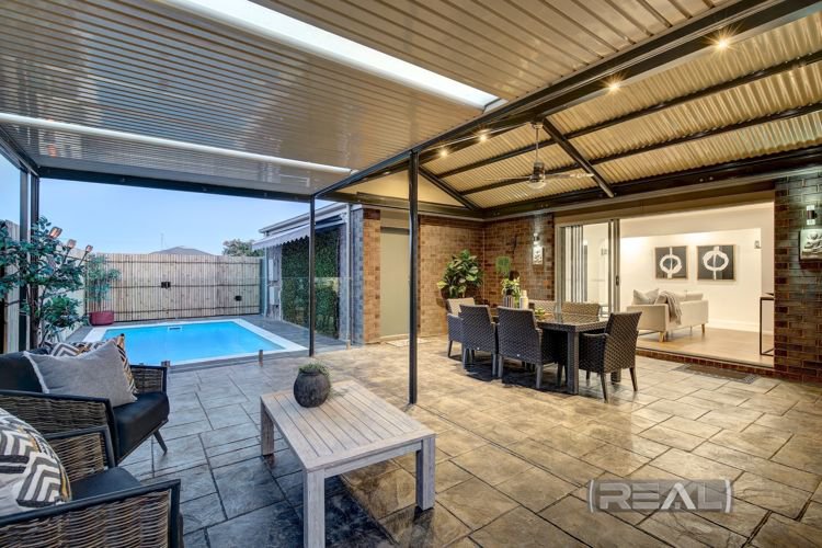 Photo - 15 Tangarine Court, Munno Para West SA 5115 - Image 3