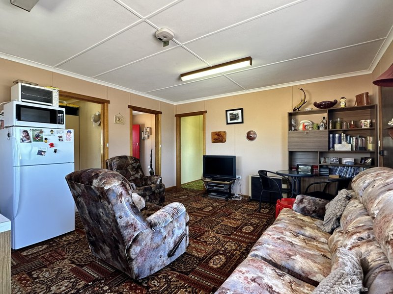 Photo - 15 Targett Street, Scamander TAS 7215 - Image 5