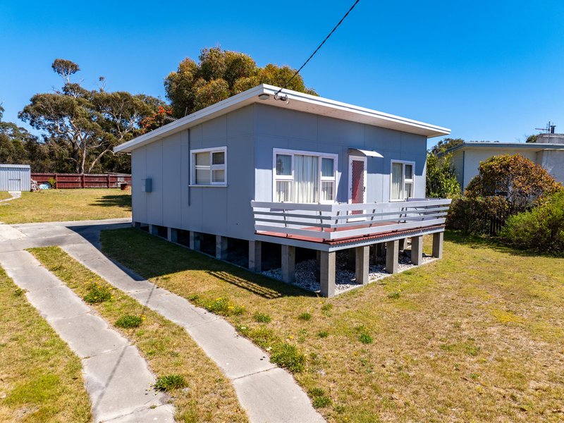 Photo - 15 Targett Street, Scamander TAS 7215 - Image 11