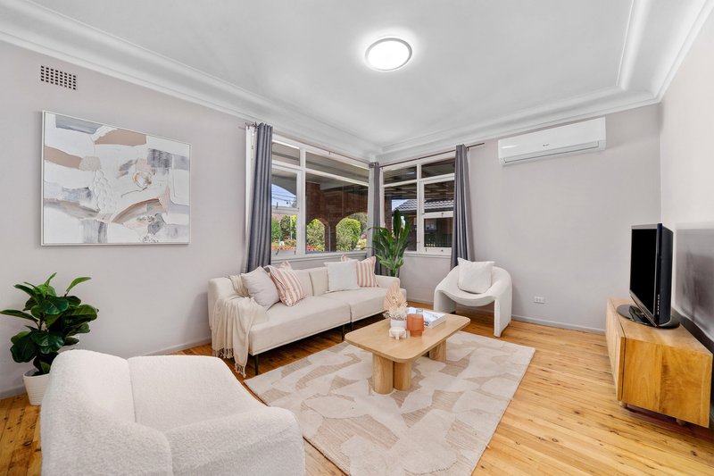 Photo - 15 Taronga Street, Blacktown NSW 2148 - Image 3