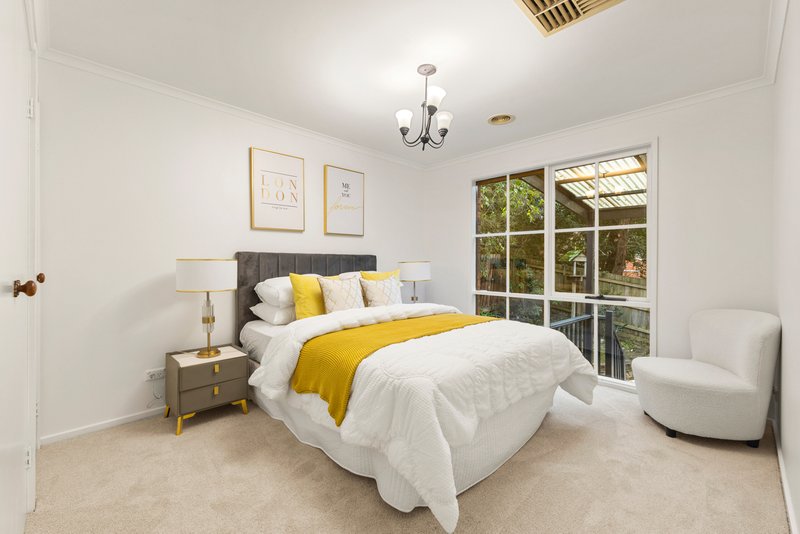 Photo - 1/5 Tarrangower Avenue, Mitcham VIC 3132 - Image 7