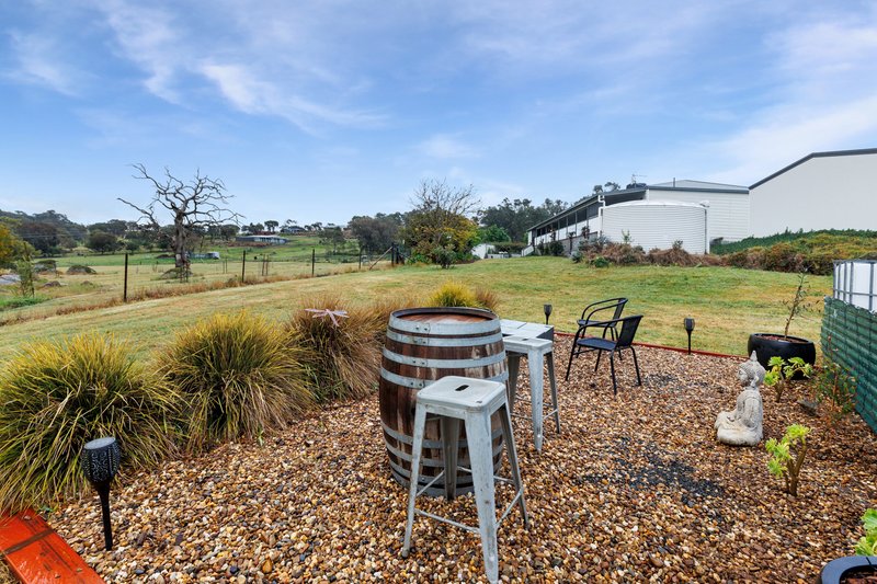 Photo - 15 Tathra Drive, Junee NSW 2663 - Image 20