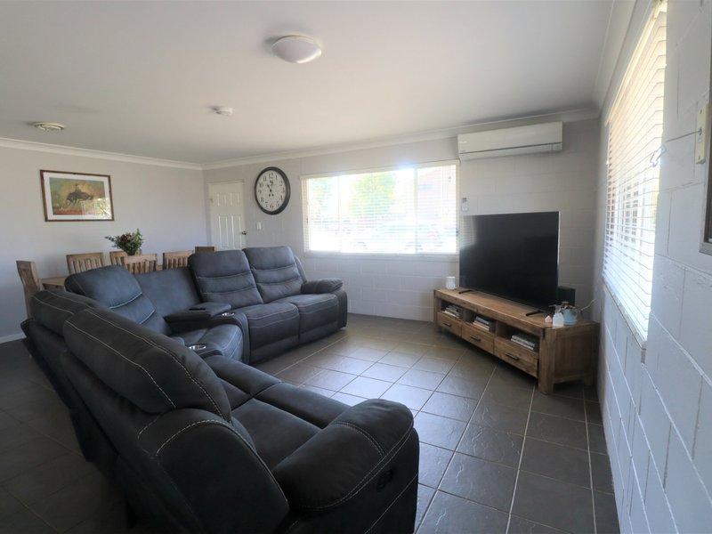 Photo - 15 Taylor Street, Roma QLD 4455 - Image 5