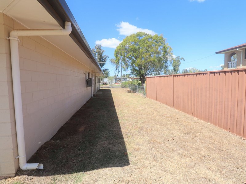 Photo - 15 Taylor Street, Roma QLD 4455 - Image 14