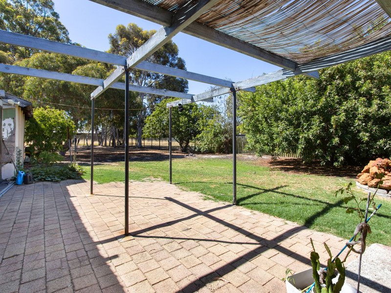 Photo - 15 Temby Street, Beckenham WA 6107 - Image 18