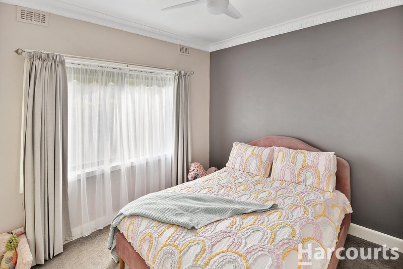 Photo - 15 Tena Avenue, Horsham VIC 3400 - Image 8