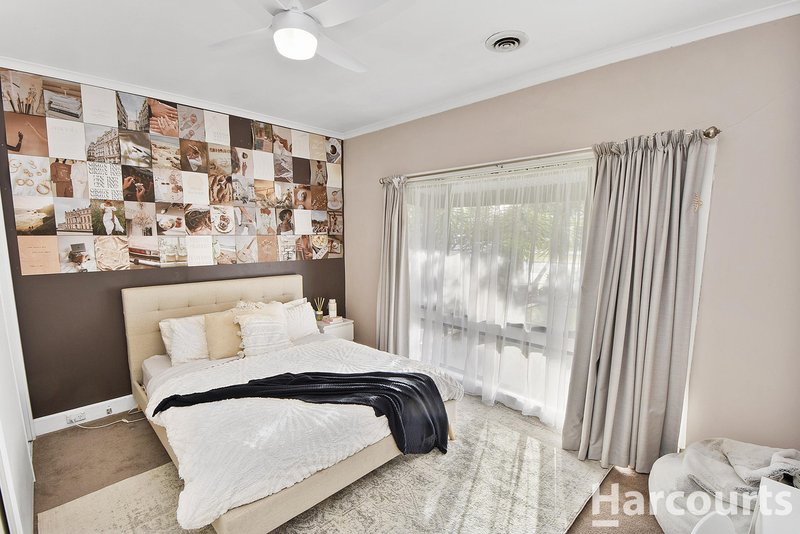 Photo - 15 Tena Avenue, Horsham VIC 3400 - Image 9