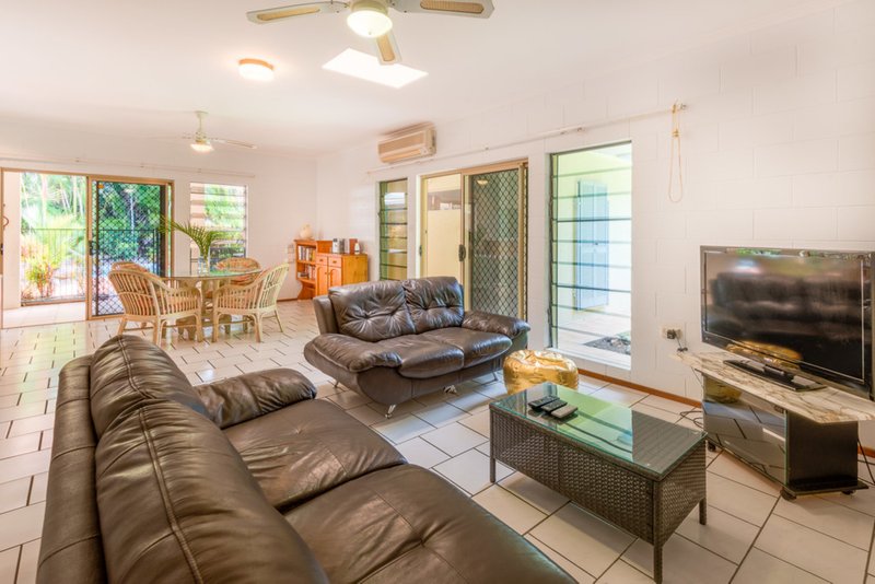 Photo - 15 Thais Street, Palm Cove QLD 4879 - Image 19