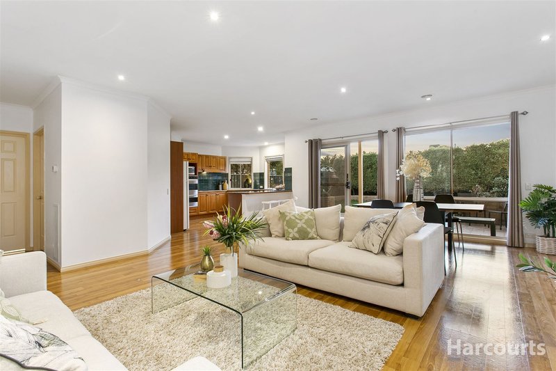 Photo - 15 The Common, Narre Warren South VIC 3805 - Image 2