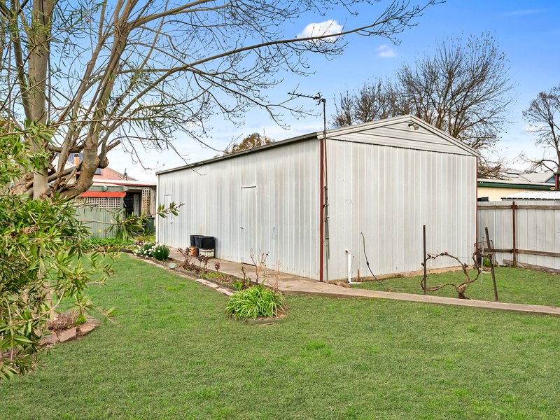 Photo - 15 The Parade, Mansfield VIC 3722 - Image 9