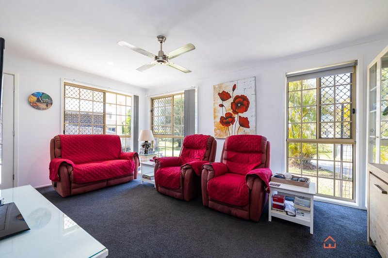 Photo - 15 Thea Cl , Morayfield QLD 4506 - Image 2