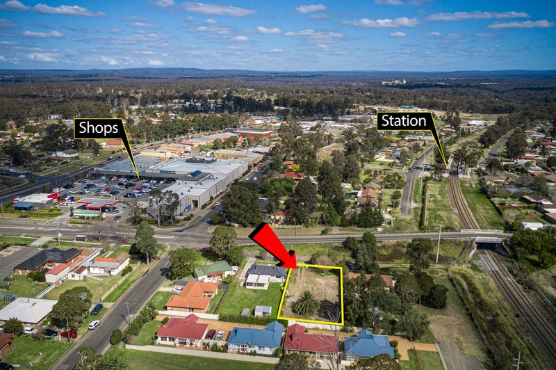 Photo - 15 Thirlmere Way, Tahmoor NSW 2573 - Image 3