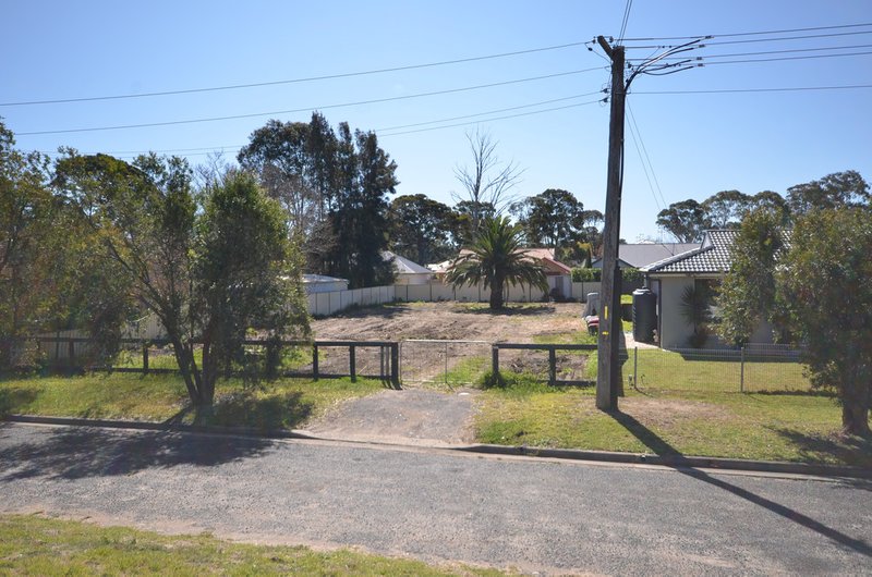 Photo - 15 Thirlmere Way, Tahmoor NSW 2573 - Image 5