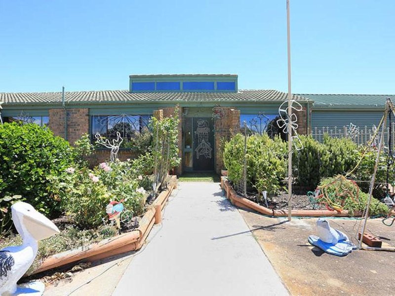 Photo - 15 Tiddy Widdy Road, Ardrossan SA 5571 - Image 2