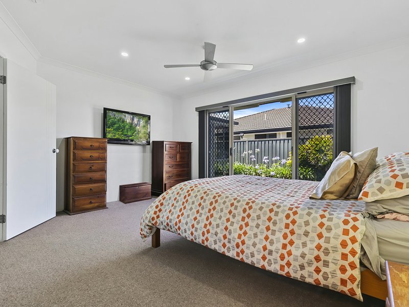 Photo - 15 Tilia Court, Bongaree QLD 4507 - Image 15